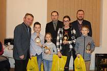 Tenis: (děti zleva) Jakub Zimák, Aneta Ovčačiková, Vanessa Cimická a Jan Váňa. Foto: Jiří Straka.