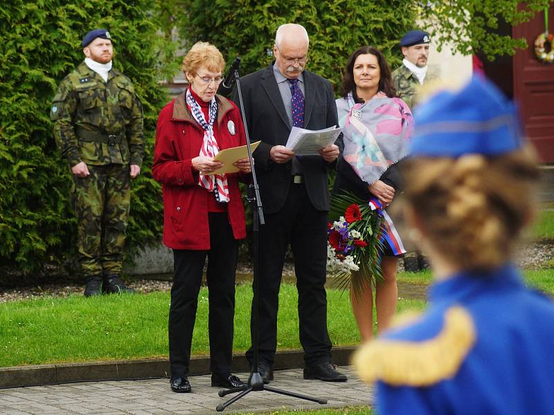 Planá - V Plané se slavila výročí 72. let od osvobození města. Připomenuty byly také oběti válečného konfliktu