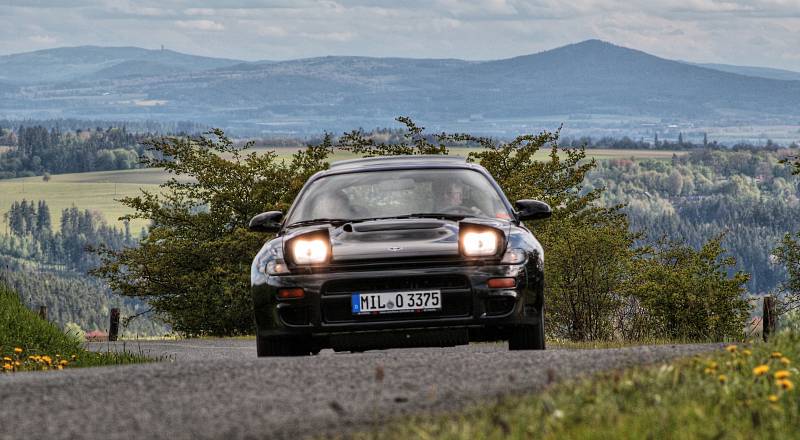 Rallye Wiesbaden na Tachovsku. Závodní vozy projely i Michalovy Hory a Boněnov.