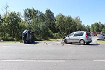 Dopravní nehoda u Boru, která si v červenci 2020 kvůli nedání přednosti vyžádala tři zraněné.