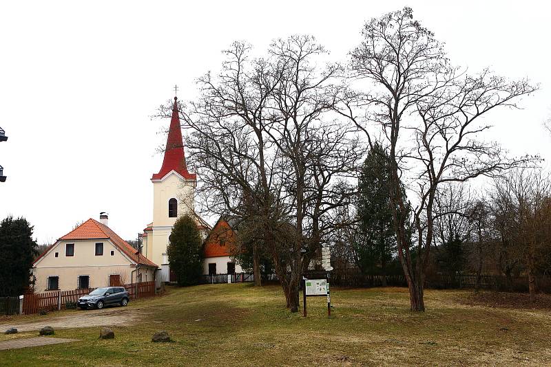 Poznáte obec na snímcích?