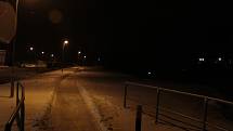 Noční Tachovsko: vylidněná náměstí i strojový úklid sněhu 
