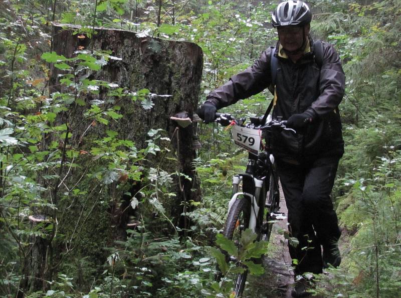 Cyklistického podniku se účastnili i kolaři z Tachovska.