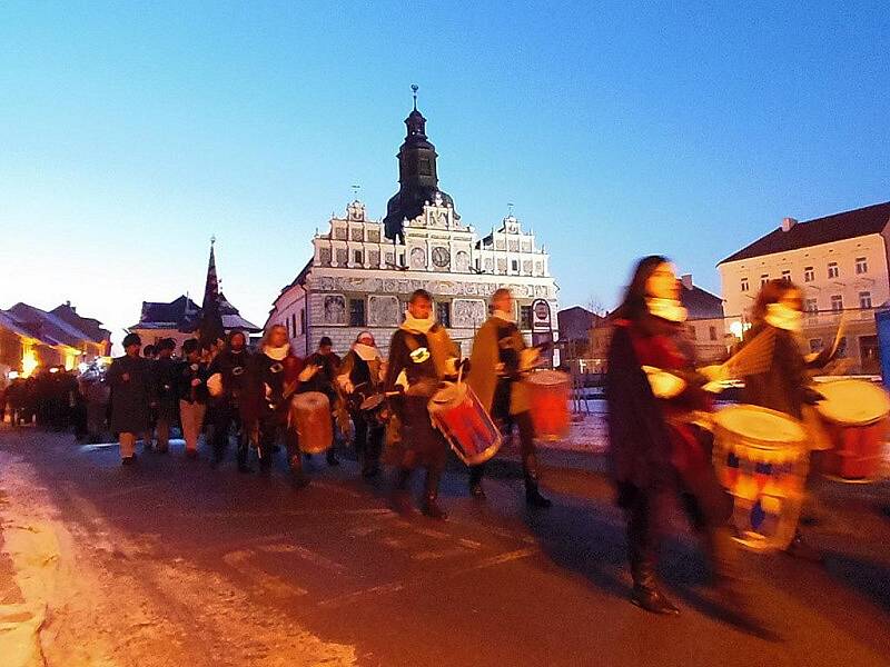 Horníci ve Stříbře oslavili desáté výročí založení spolku