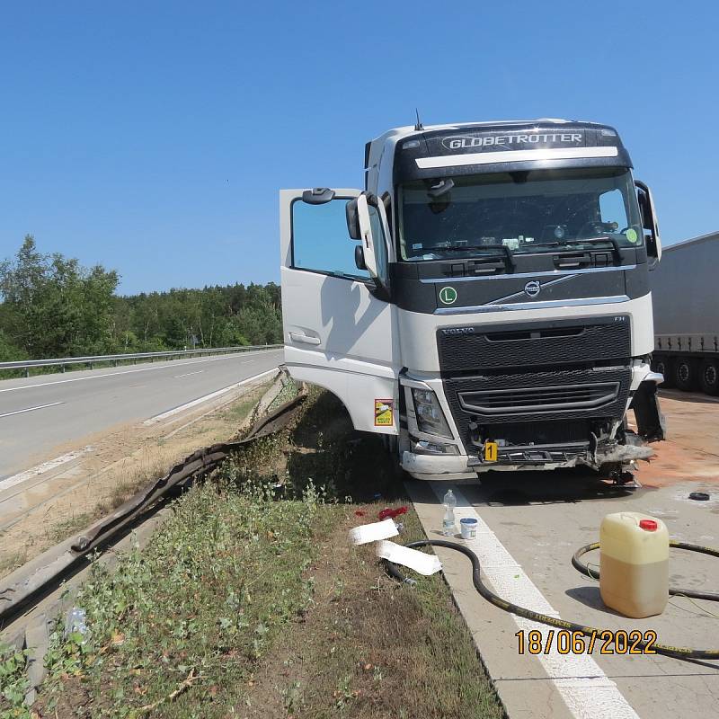 Řidič způsobil škodu za téměř milion a půl.