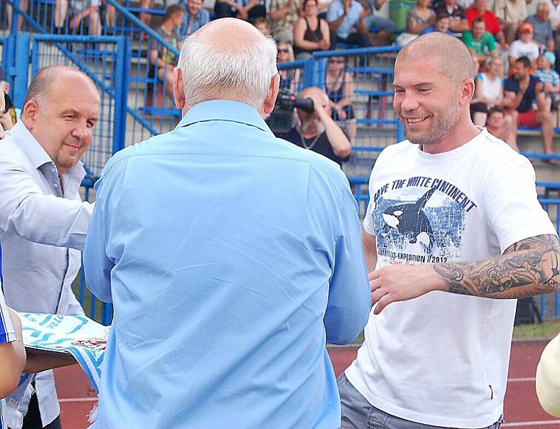 Ku příležitosti oslav postupu FK Tachov do třetí ligy se vzpomínalo. 