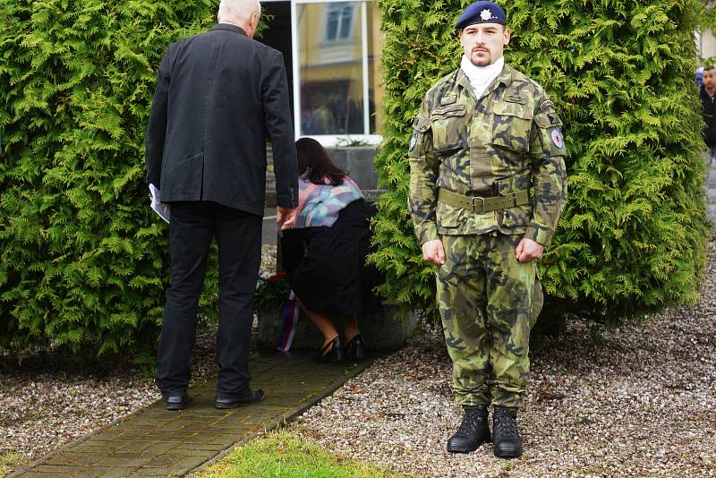 Planá - V Plané se slavila výročí 72. let od osvobození města. Připomenuty byly také oběti válečného konfliktu