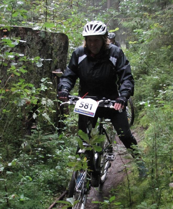 Cyklistického podniku se účastnili i kolaři z Tachovska.