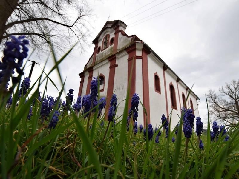 Kostel sv. Mikuláše v Prostiboři.