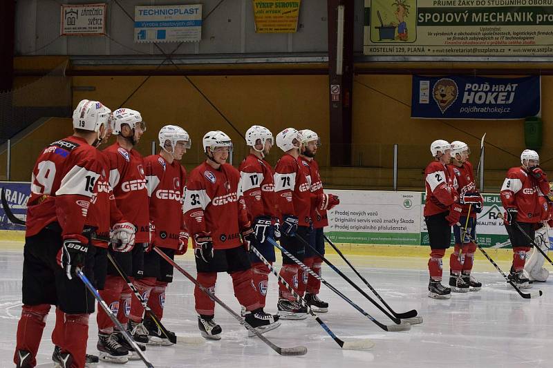 Krajská liga: HC Tachov (bílí) vs. HC Klatovy B 2:6.