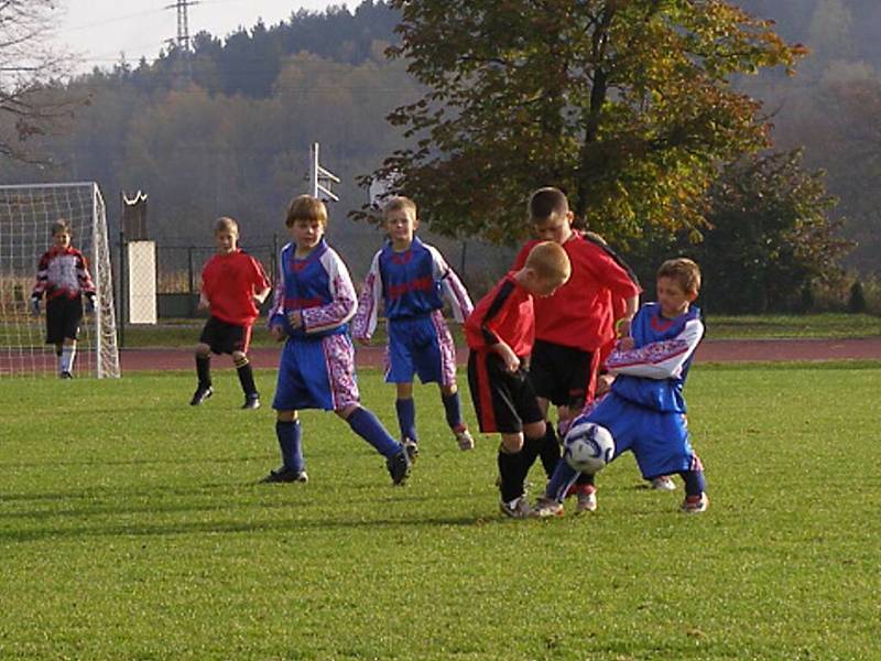 Stříbrští žávi vyhráli vysoko 18:0.