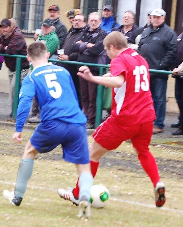 Fotbal: V okresním derby 1. A třídy prohrála Chodová Planá s Chodským Újezdem 1:4.