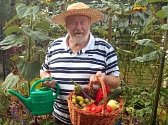 Zahradník a organizátor výstavy ovoce a zeleniny  Herbert Hacker.