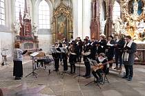 Velikonoční koncert v kladrubském klášteře posluchači odměnili velikým potleskem.