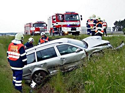 Z hrozivě vypadající nehody vyvázl zdravý