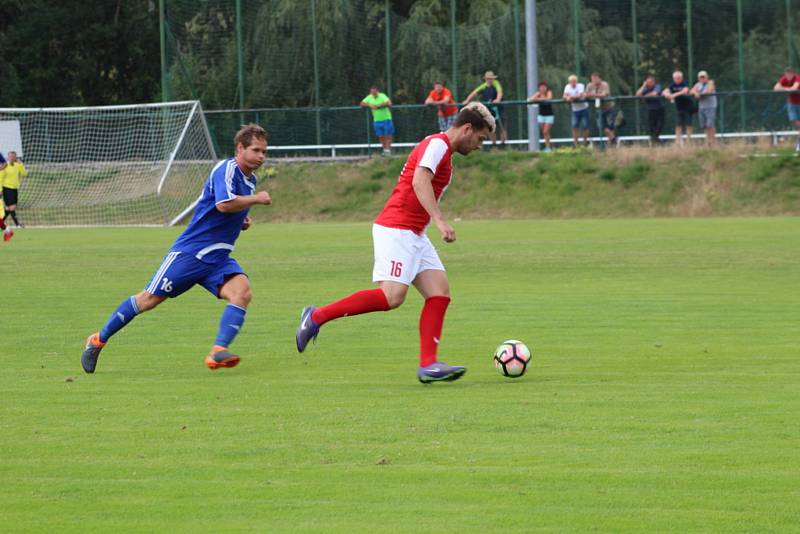 Z utkání FK Tachov - Slavia Karlovy Vary