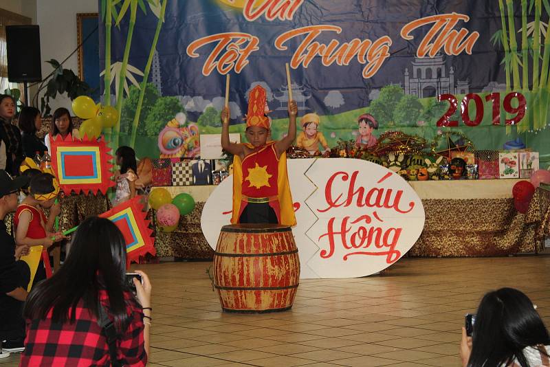 Vietnamci slavili svátek dětí