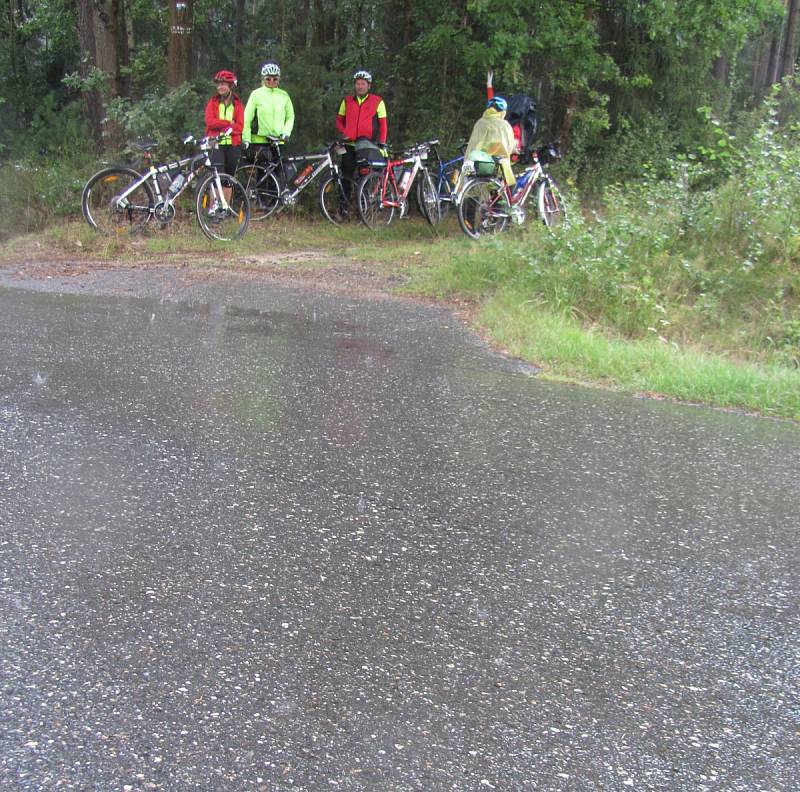 Cyklistického podniku se účastnili i kolaři z Tachovska.