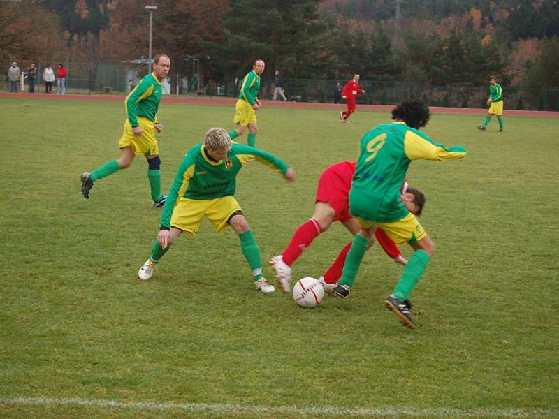 Ve fotbalovém přeboru porazil B. Stříbro mužstvo TJ Klatovy B 3:2