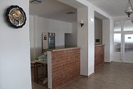 Rekonstruované prostory kuchyně v benešovickém pohostinství.