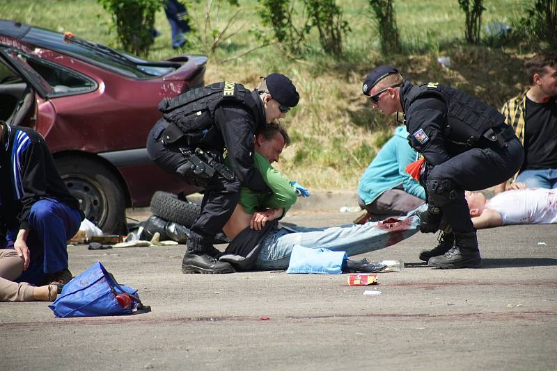 V blízkosti hranic s Německem se uskutečnilo rozsáhle cvičení záchranných složek.