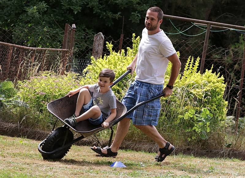 Děti mateřinky se loučily se školním rokem, pozvaly rodiče