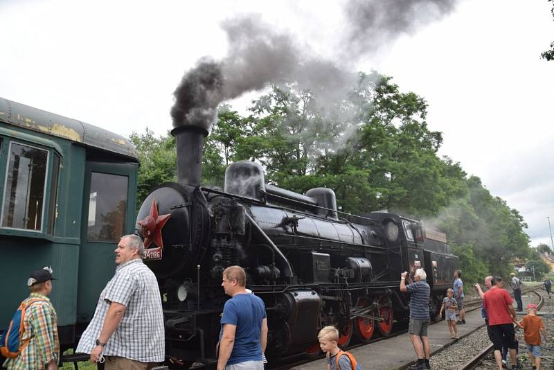 Při oslavách byla v Cebivi k vidění i modelová železnice.