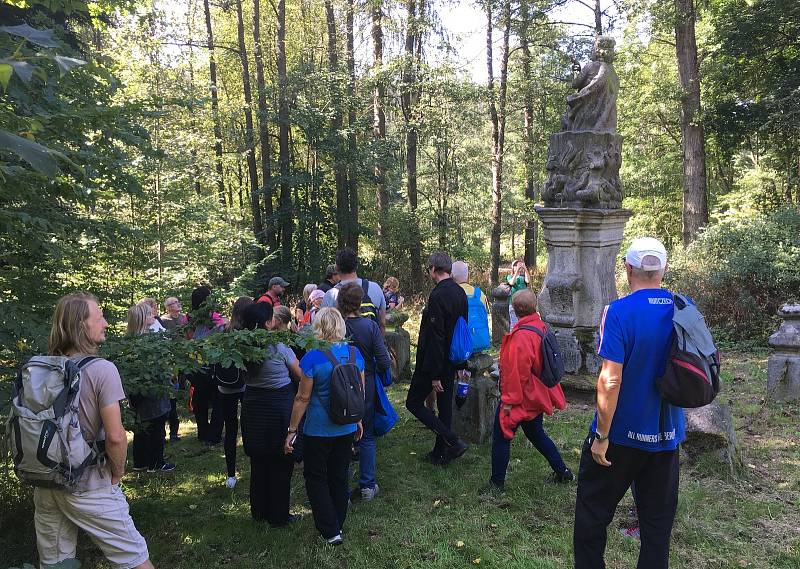 Vycházka zavedla zájemce do rezervace i k mlýnu