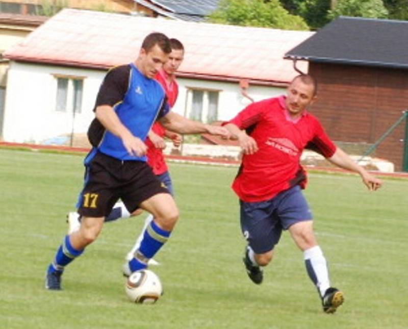  Fotbal-II. třída: V závěrečném kole padlo 39 branek, rozhodčí napomínali jen sedm hráčů.