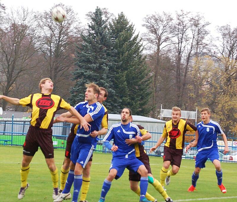 Fotbalová divize: Poslední zápas podzimu mezi FK Tachov a ZVVZ Milevsko skončil 1:0.