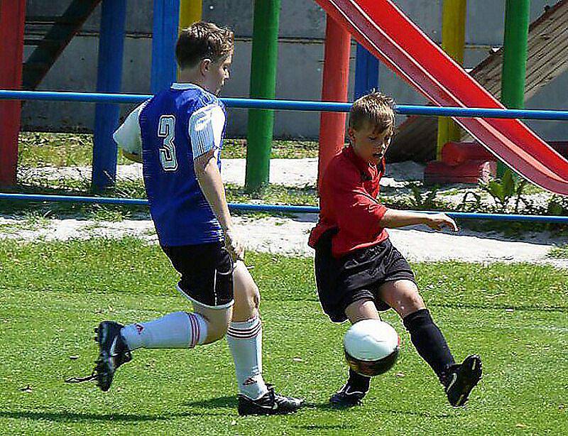 Fotbal: Tachované v Přešticích uspěli jen napůl, mladší žáci propadli v koncovce. 