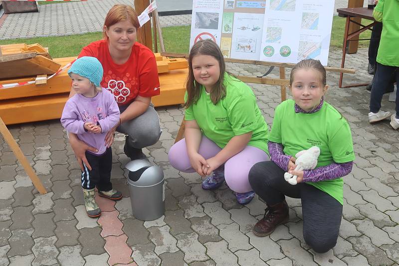 Ve Stříbře proběhla velká úklidová akce.