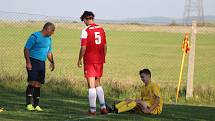 Jiskra Třemešné (v červeném) - Čechie Halže (ve žlutém) 3:1 (0:1).