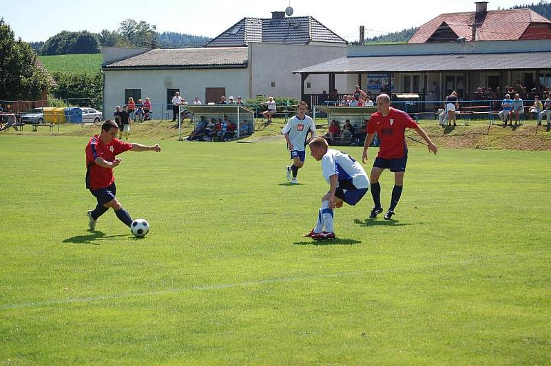 Fotbalový turnaj v Dlouhém Újezdu