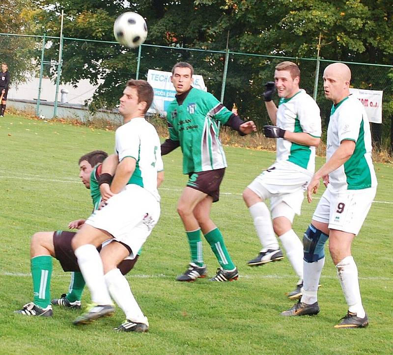 Fotbal-1.A třída: Spálené Poříčí vybojovalo v přimdském podhradí bod za remízu 3:3.