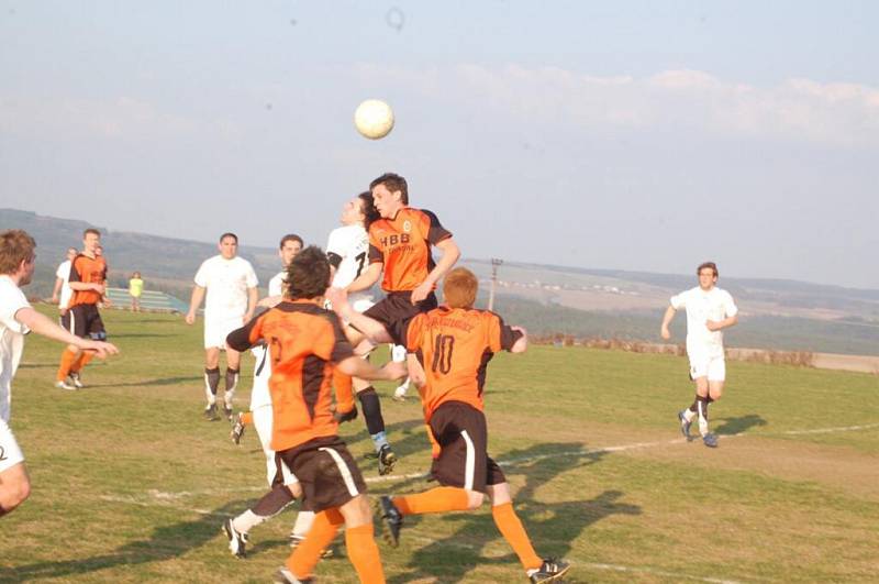 Fotbal: Bezdružice - Rozvadov 1:3