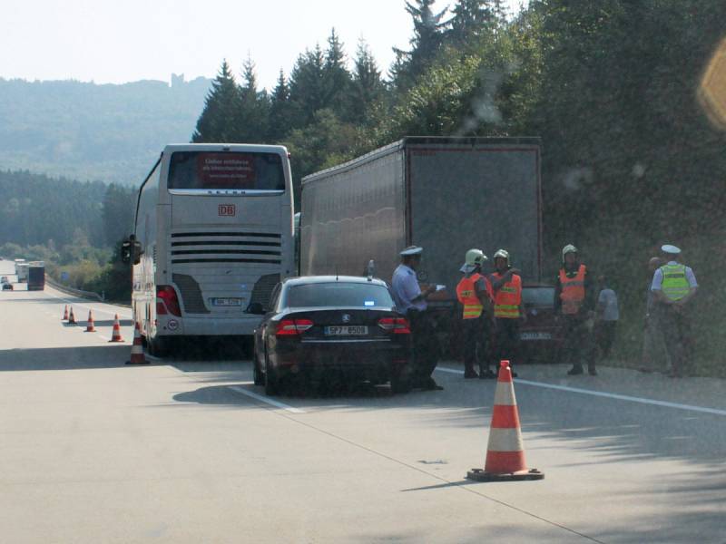 Tragická nehoda se stala ve středu dopoledne na 141. kilometru dálnice D5. 