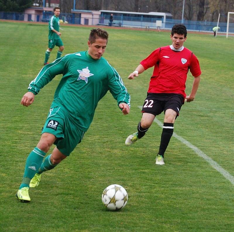 Fotbalisté FK Tachov zakončili podzimní část divize výhrou s FC MAS Táborsko B 6:2.