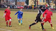 Fotbal: V okresním derby 1. A třídy prohrála Chodová Planá s Chodským Újezdem 1:4.