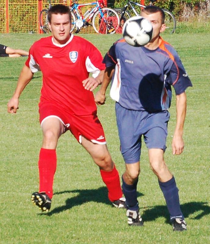 Z fotbalového utkání Stráž vs. Částkov