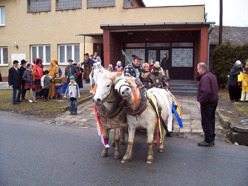 Po více než čtyřech desítkách let obnovili v Lomu u Tachova dříve zavedenou tradici.