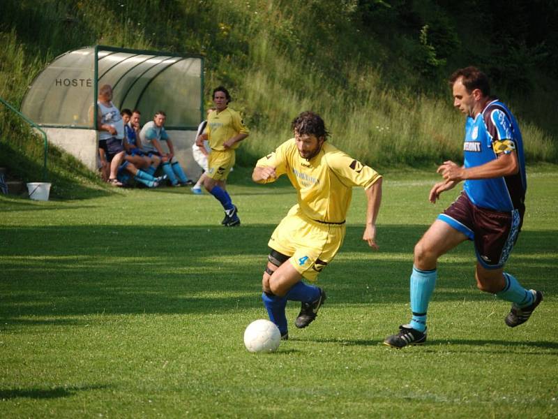 Fotbalisté Přimdy prohráli s TJ Chotěšov 1:3 .