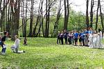 Studenti šestého ročníku tachovského gymnázia se v pátek při Posledním zvoněním loučili se školou.