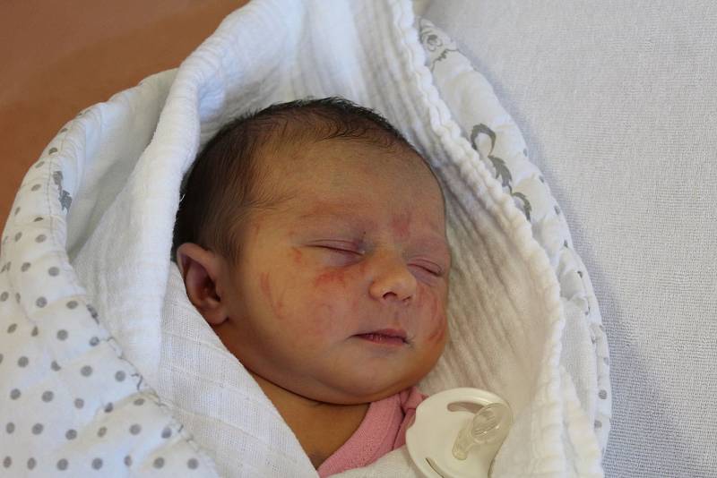 Laura Čermáková z Plzně přišla na svět v klatovské porodnici 5. června v 8:16 hodin (3120 g, 49 cm). Maminka Eliška a tatínek Jakub věděli, že jejich prvorozeným miminkem bude holčička.