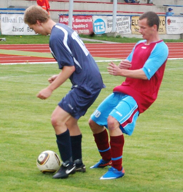 Jediný Bor naplnil předzápasové prognózy a poslal snažící se Sulislav domů s prázdnou (3:0)