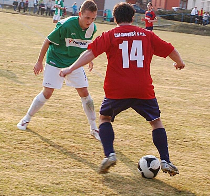  Mužstvo Sparty Dlouhý Újezd si v 1. A třídě „vyšláplo“ na favorizovanou Sušici a vyhrálo 2:0.