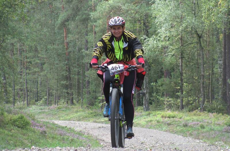 Cyklistického podniku se účastnili i kolaři z Tachovska.