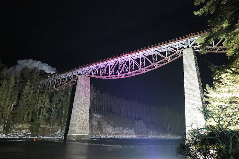 Fotografování Hracholuského viaduktu.