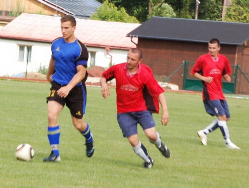  Fotbal-II. třída: V závěrečném kole padlo 39 branek, rozhodčí napomínali jen sedm hráčů.