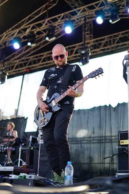 Na letišti nad Tachovem se uskutečnil další ročník rockového festivalu Tarock.